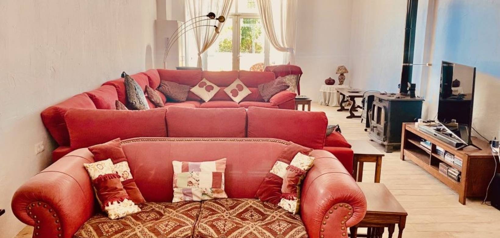 Resale - Villa - El Cantón