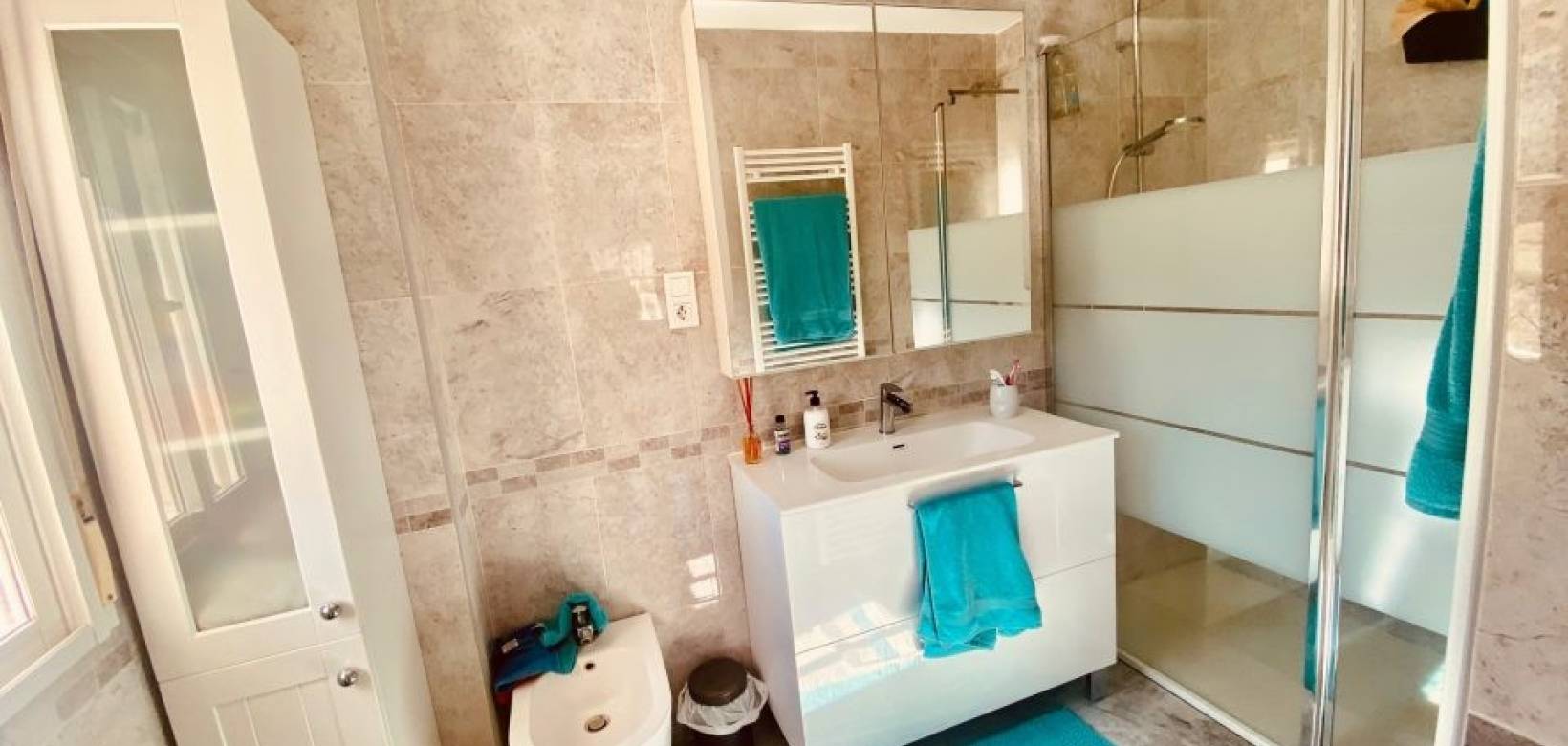 Resale - Villa - El Cantón