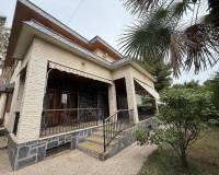 Resale - Villa - Elda