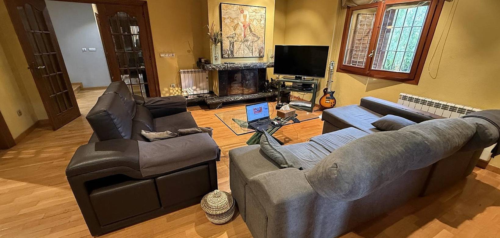 Resale - Villa - Elda