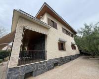 Resale - Villa - Elda