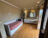 Resale - Villa - Elda