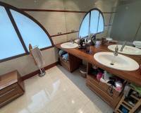 Resale - Villa - Elda