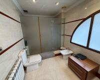 Resale - Villa - Elda