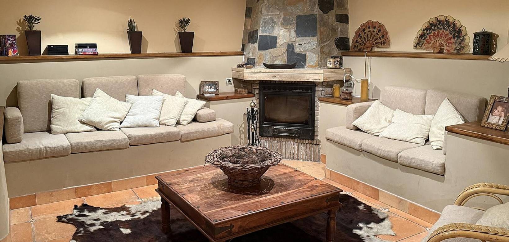 Resale - Villa - Elda