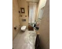 Resale - Villa - Elda