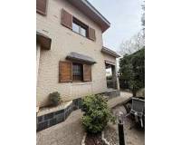 Resale - Villa - Elda