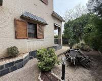 Resale - Villa - Elda