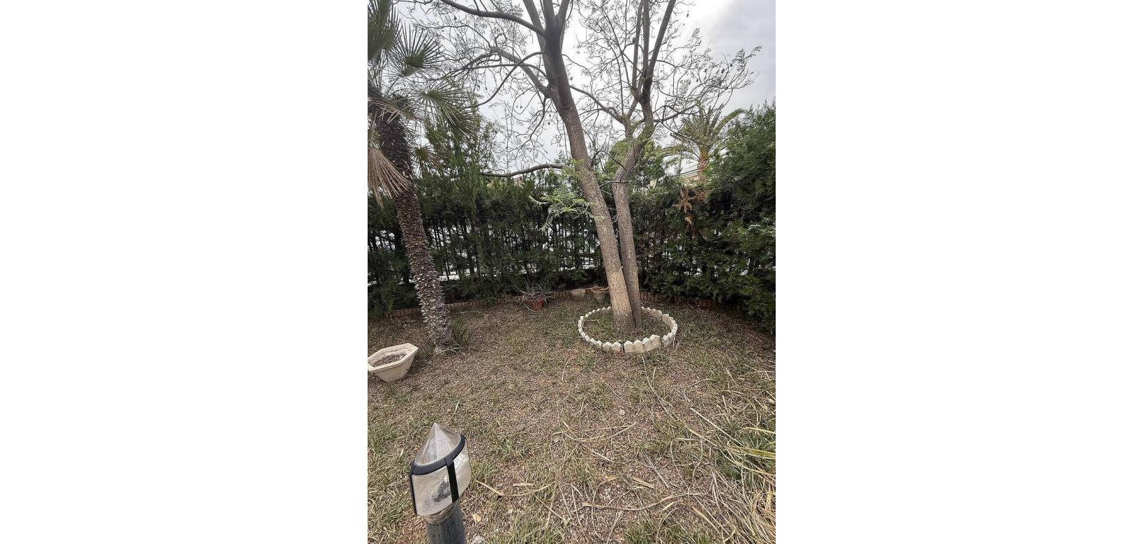 Resale - Villa - Elda