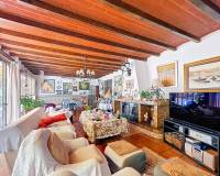 Resale - Villa - Elda