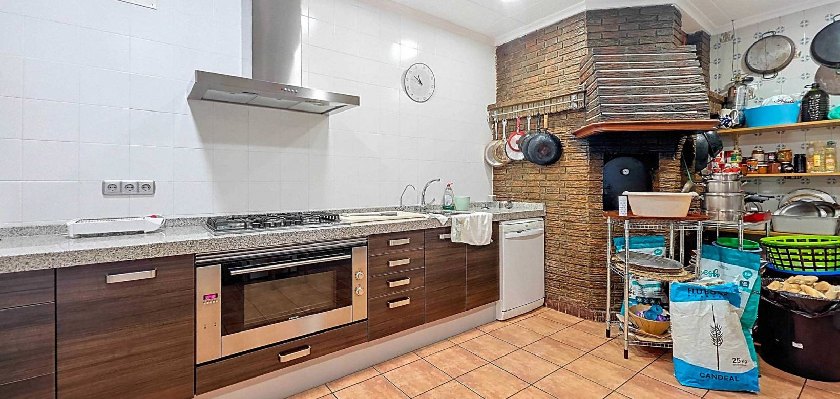 Resale - Villa - Elda