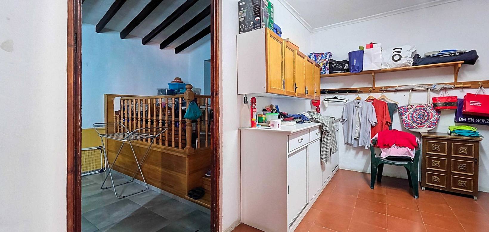 Resale - Villa - Elda