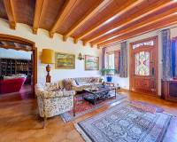 Resale - Villa - Elda