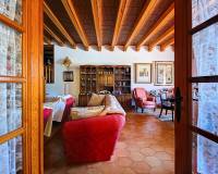 Resale - Villa - Elda