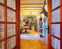 Resale - Villa - Elda