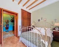 Resale - Villa - Elda