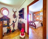 Resale - Villa - Elda