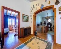 Resale - Villa - Elda