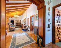 Resale - Villa - Elda