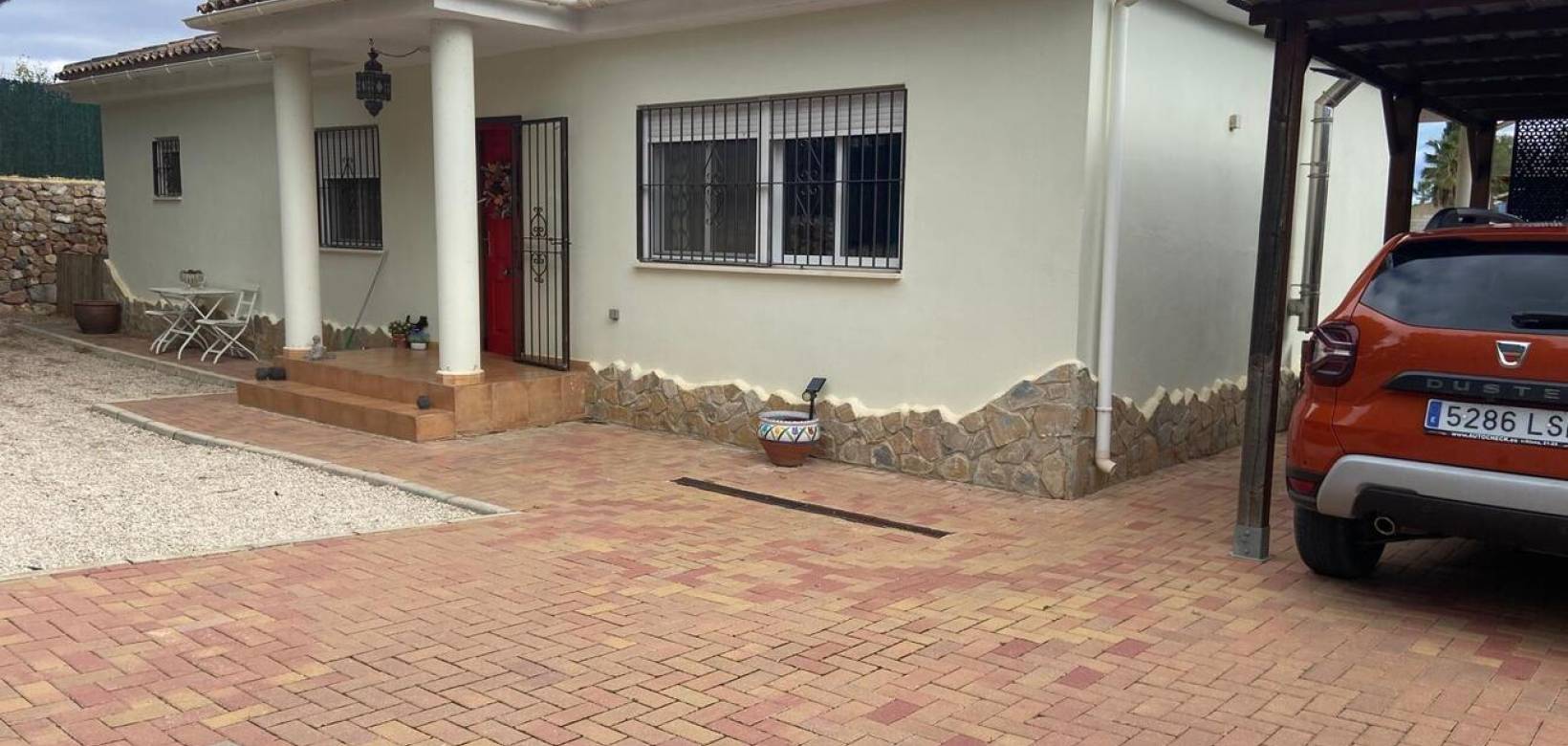 Resale - Villa - Fortuna - El Reloj