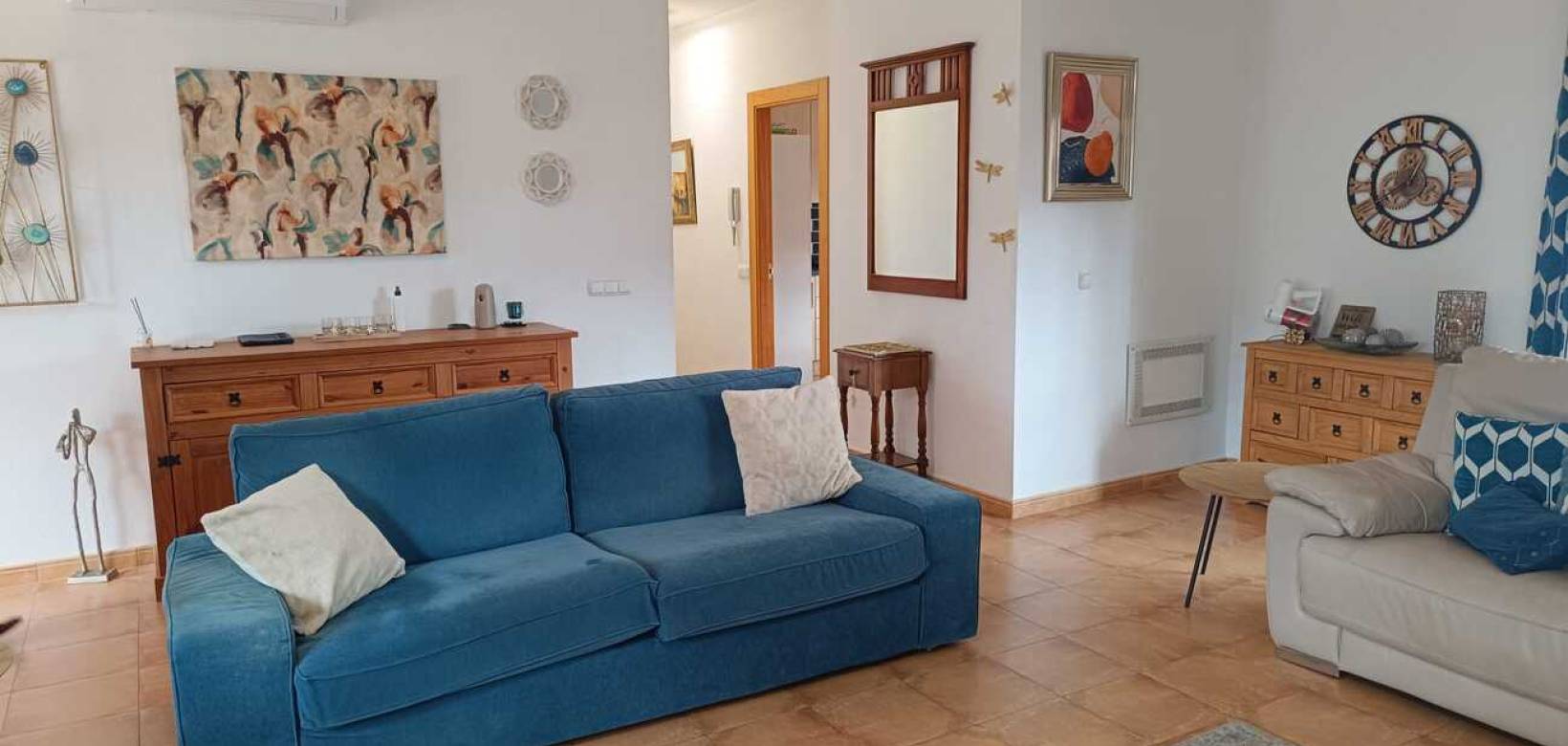 Resale - Villa - Fortuna - El Reloj