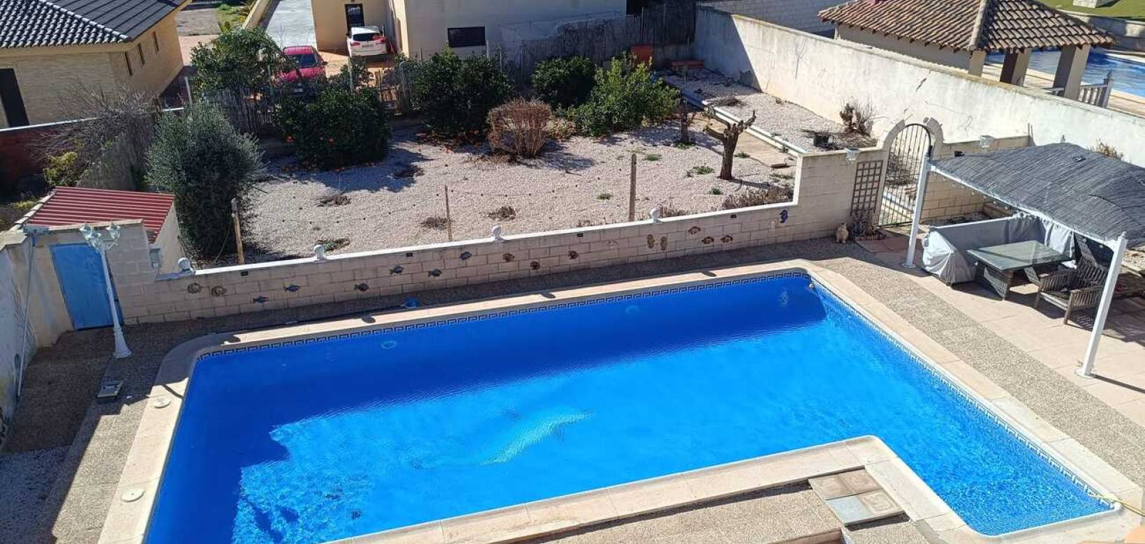 Resale - Villa - Fortuna - El Reloj