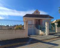 Resale - Villa - Fortuna - El Reloj