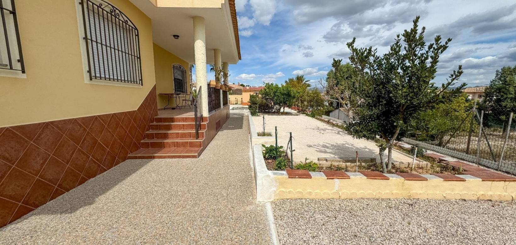 Resale - Villa - Fortuna