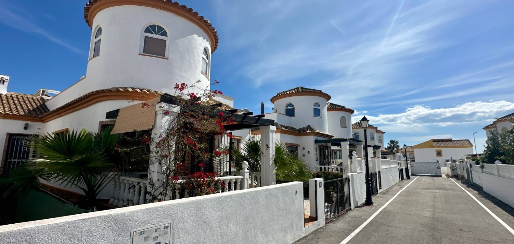 Resale - Villa - Guardamar del Segura - El Raso