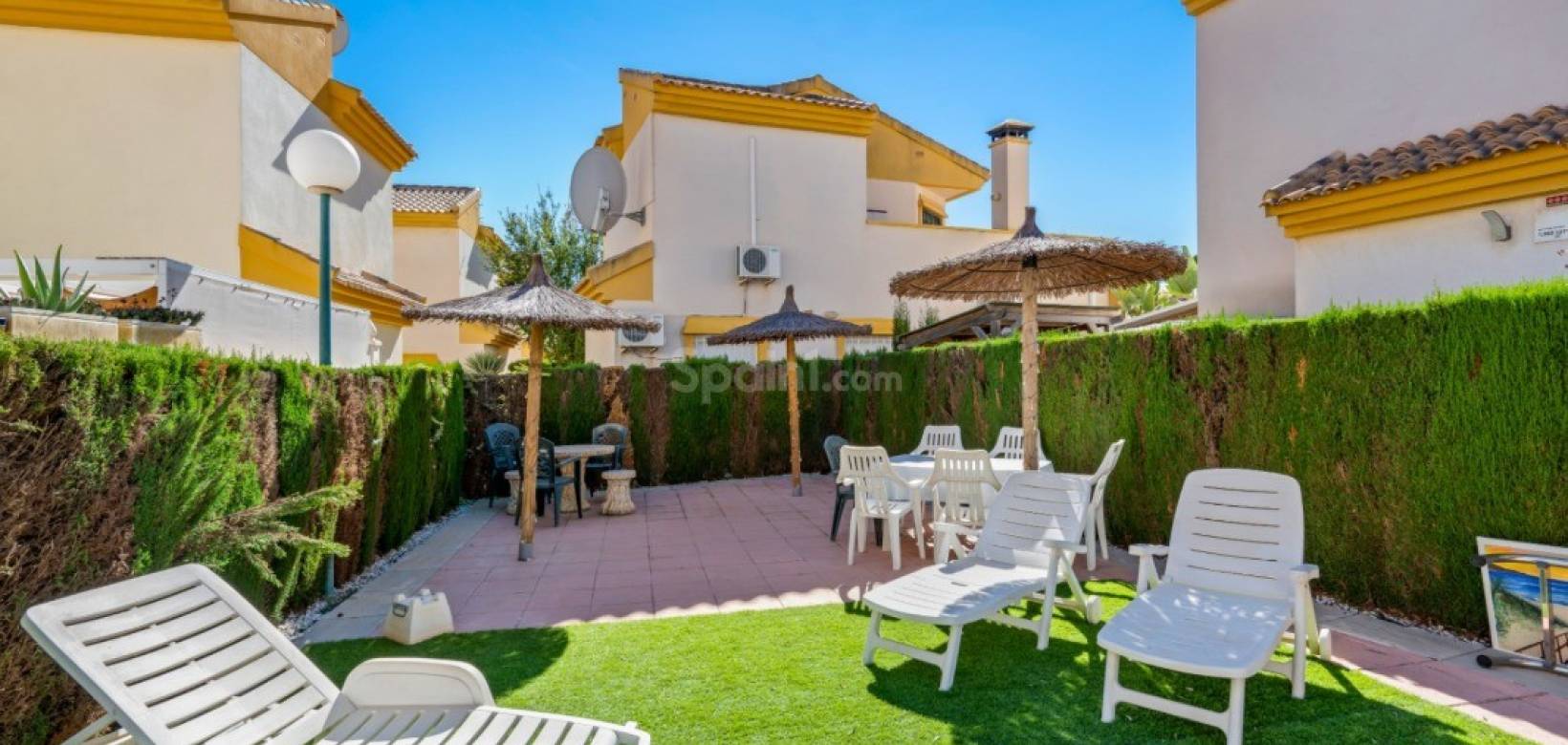 Resale - Villa - Guardamar del Segura