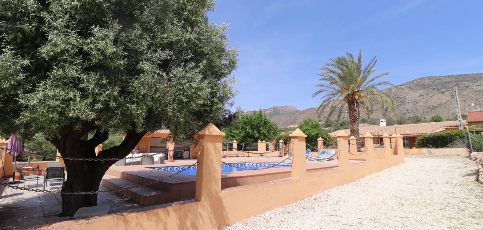 Resale - Villa - Hondón de las Nieves - La Canalosa