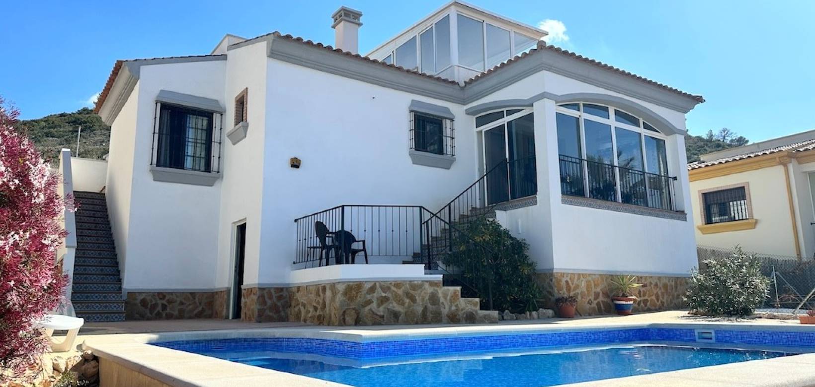 Resale - Villa - Hondón de las Nieves - La Montañosa