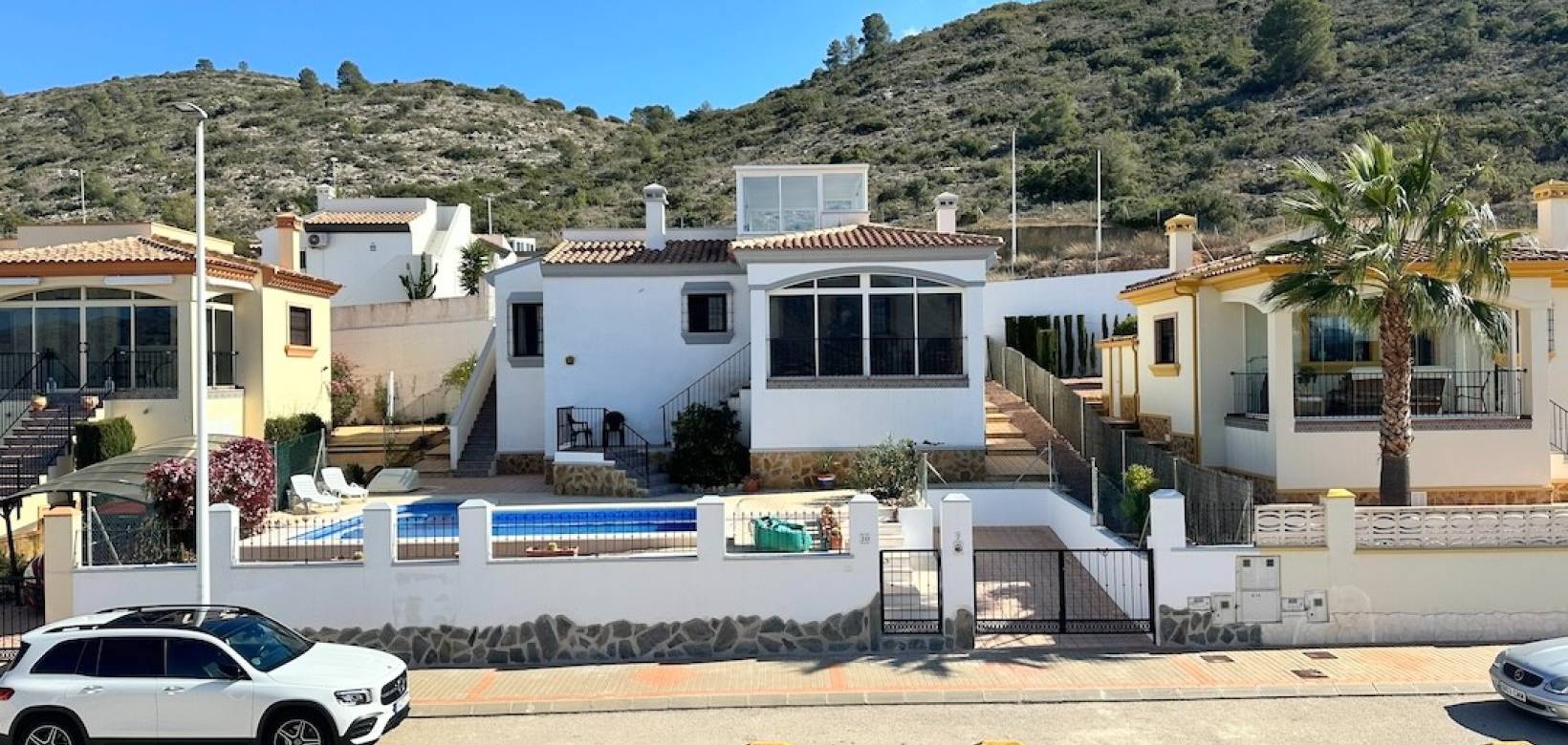 Resale - Villa - Hondón de las Nieves - La Montañosa