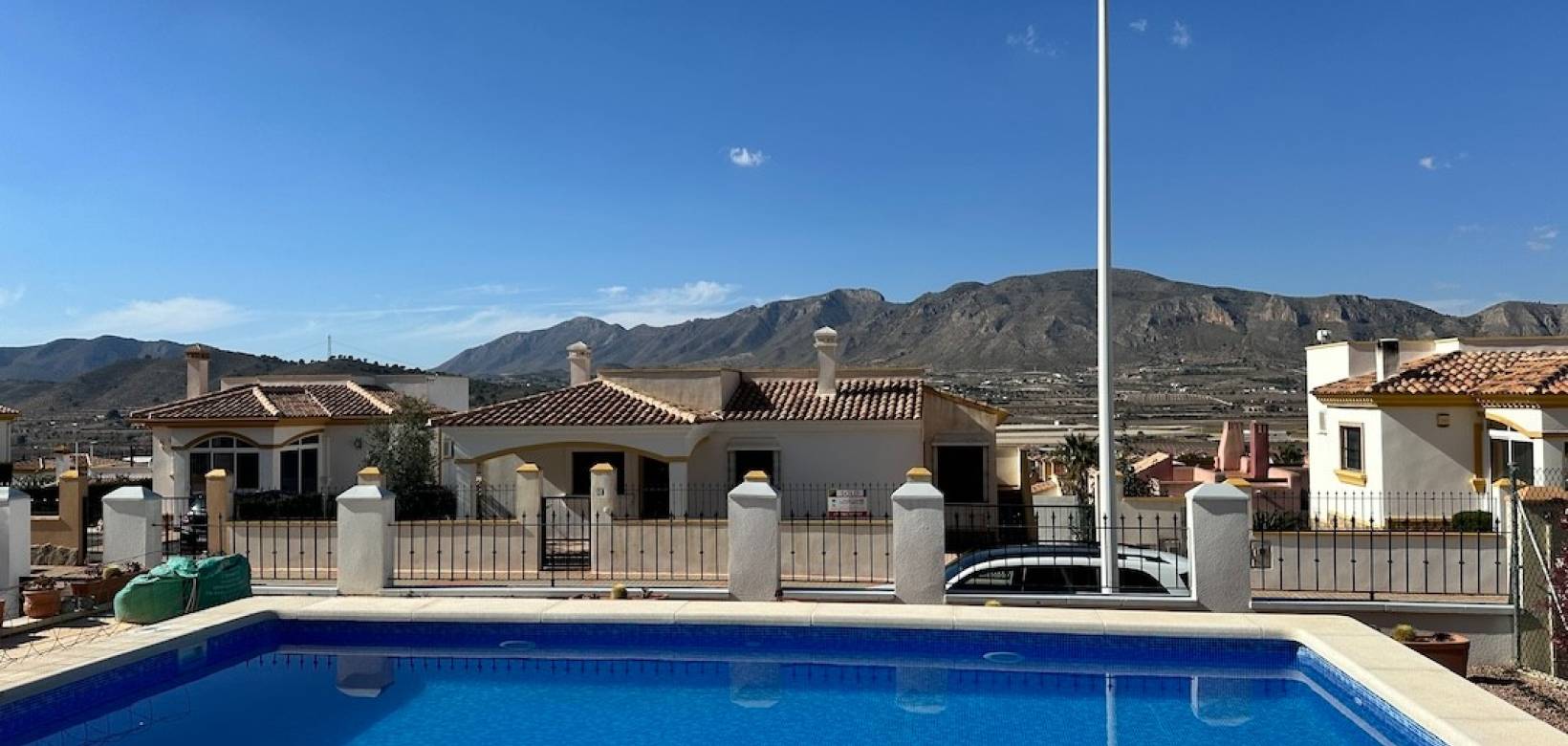 Resale - Villa - Hondón de las Nieves - La Montañosa