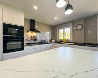 Resale - Villa - Hondón de las Nieves