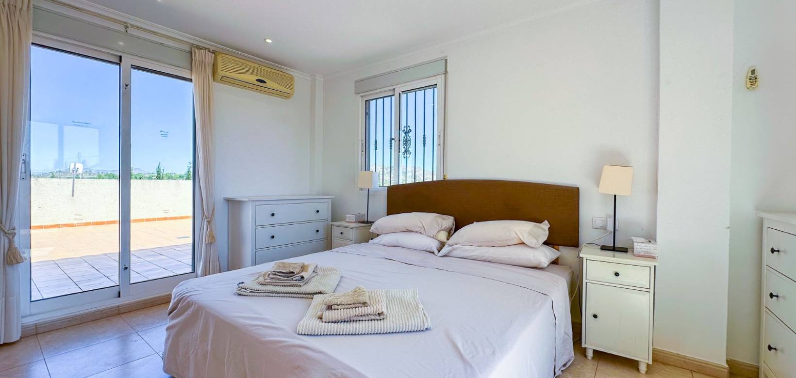 Resale - Villa - Hondón de las Nieves