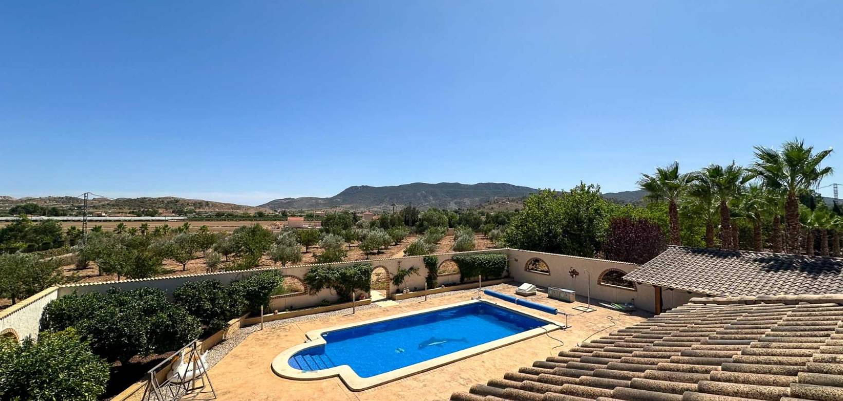 Resale - Villa - Hondón de las Nieves