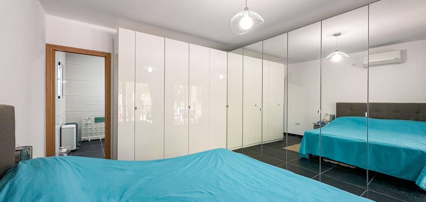 Resale - Villa - Hondón de las Nieves