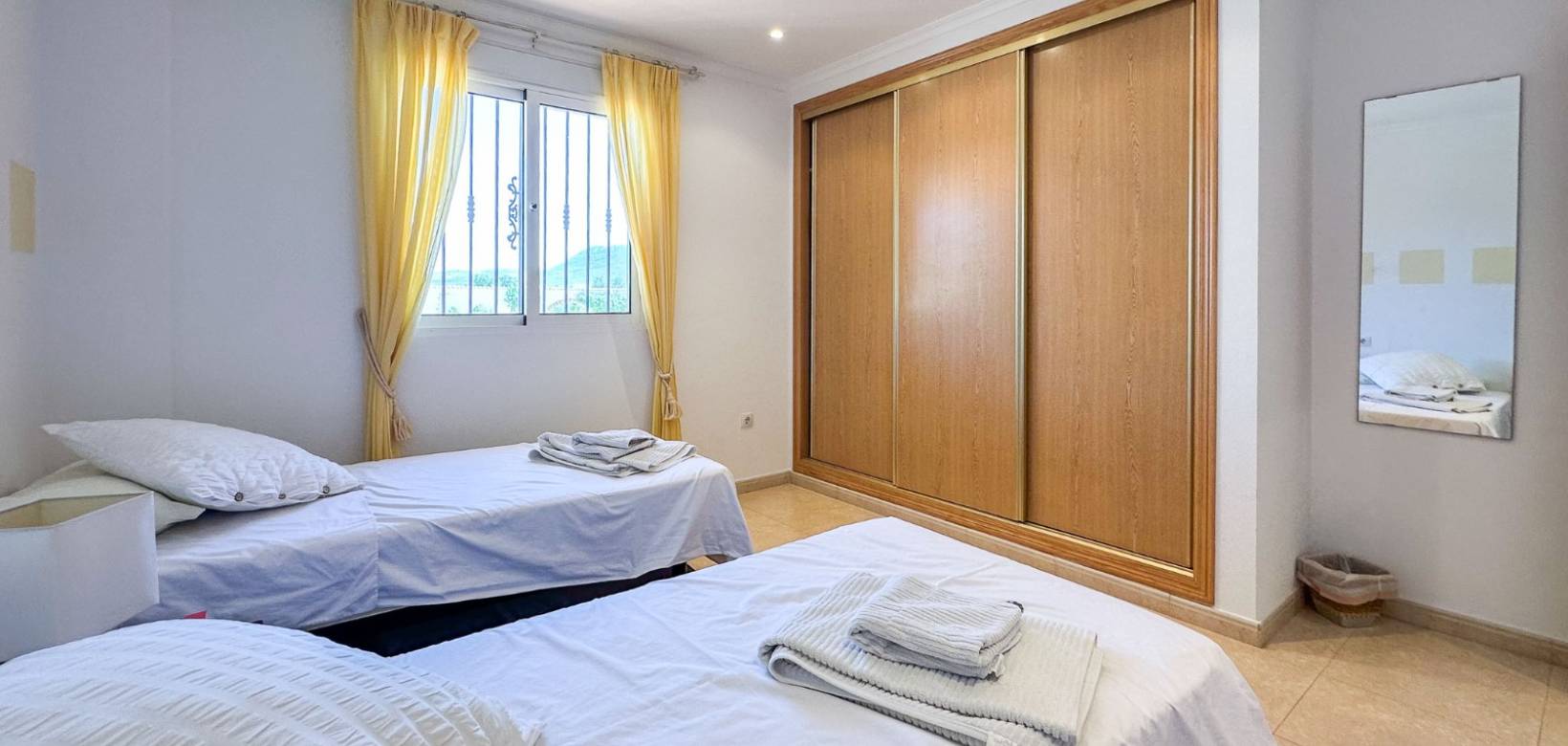 Resale - Villa - Hondón de las Nieves