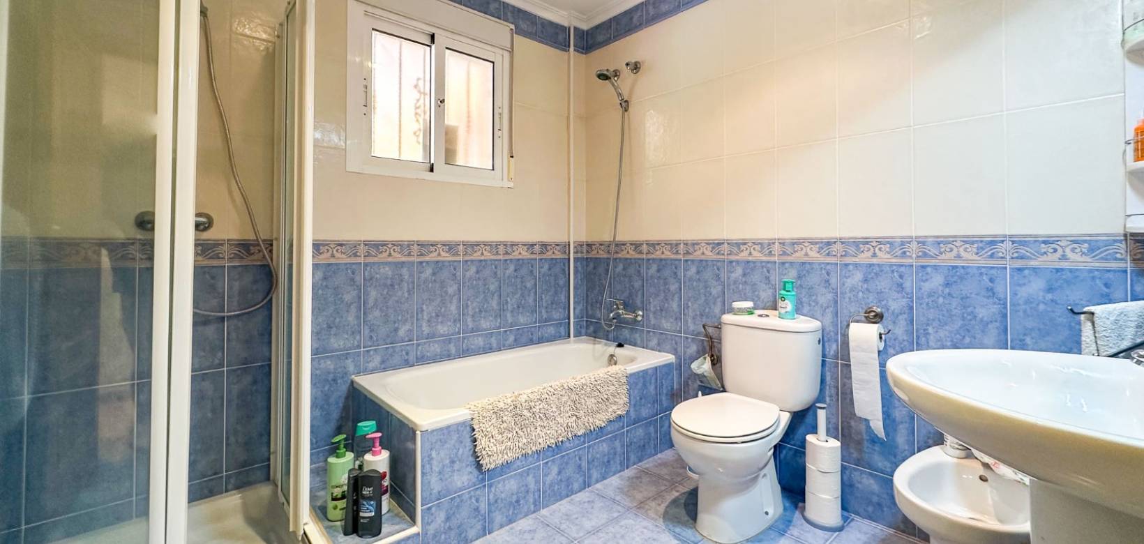 Resale - Villa - Hondón de las Nieves