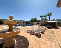 Resale - Villa - Hondón de las Nieves