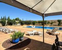 Resale - Villa - Hondón de las Nieves