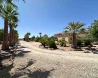 Resale - Villa - Hondón de las Nieves