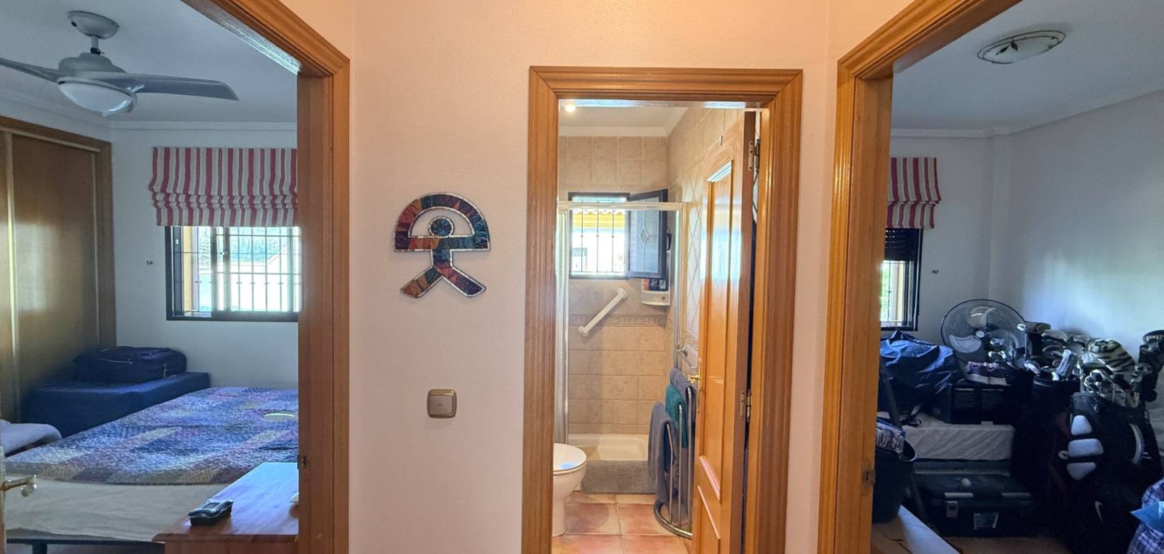 Resale - Villa - Hondón de las Nieves