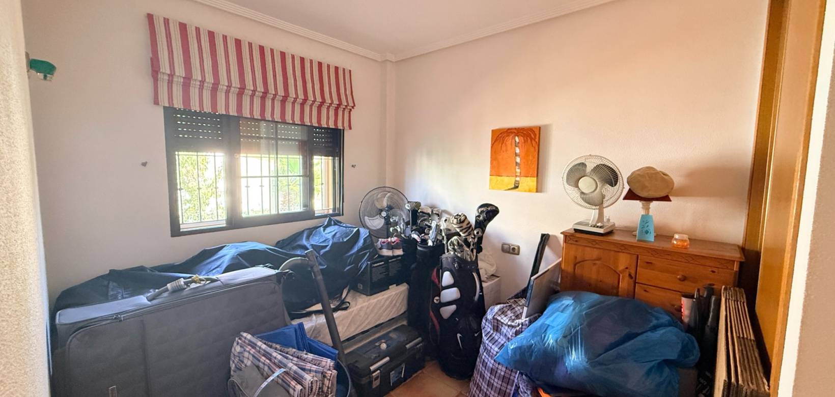 Resale - Villa - Hondón de las Nieves