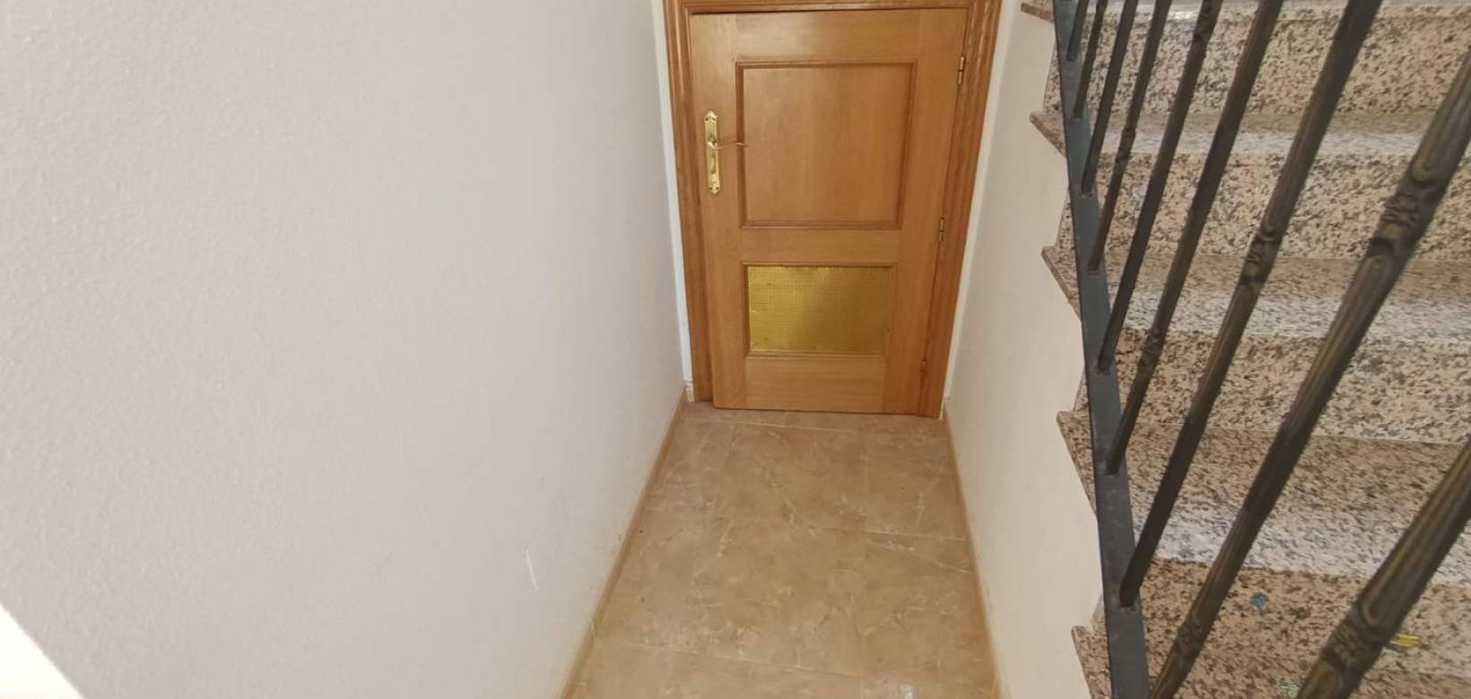 Resale - Villa - Hondón de las Nieves