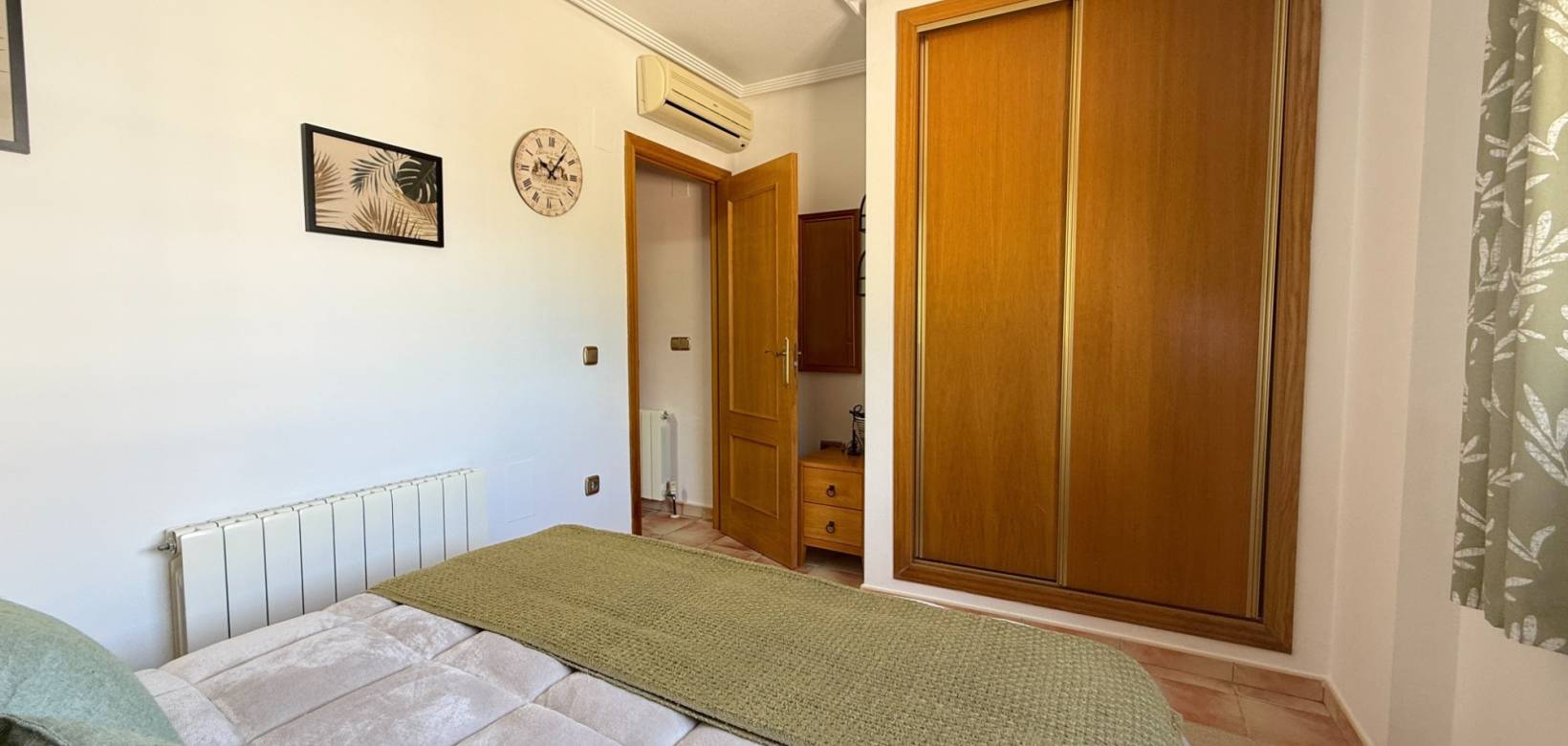 Resale - Villa - Hondón de las Nieves