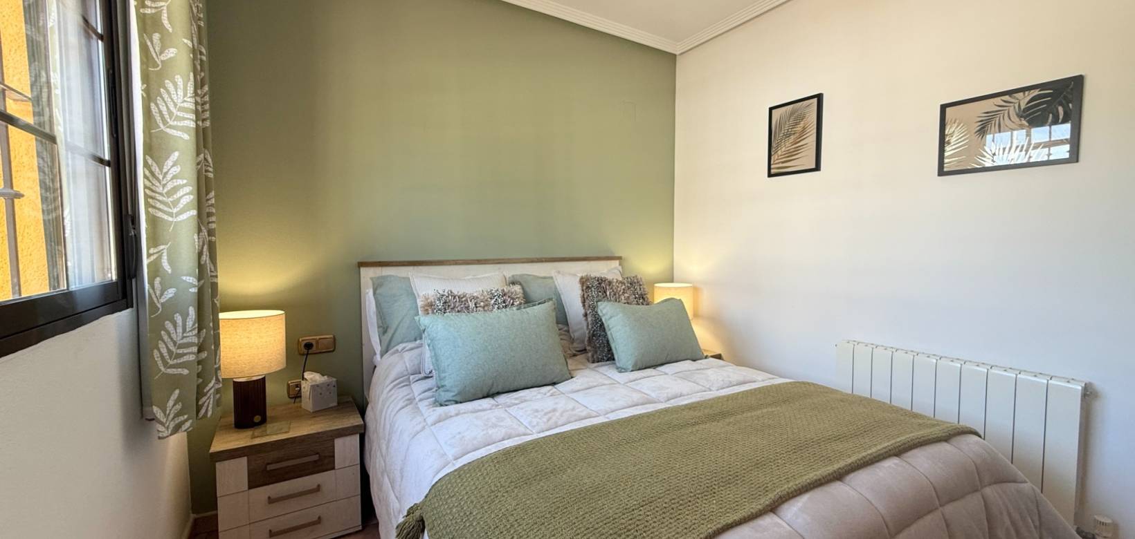 Resale - Villa - Hondón de las Nieves