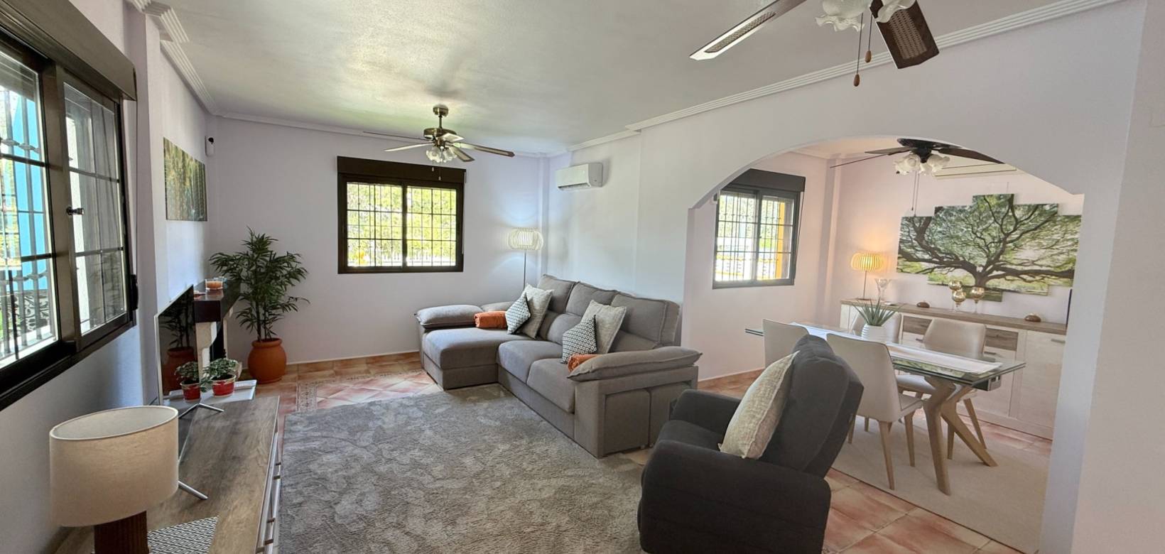 Resale - Villa - Hondón de las Nieves