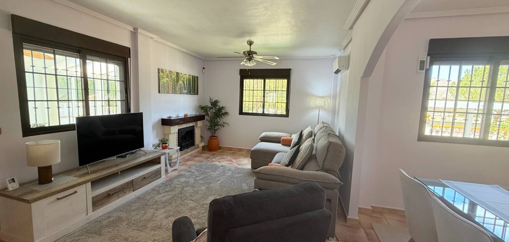 Resale - Villa - Hondón de las Nieves